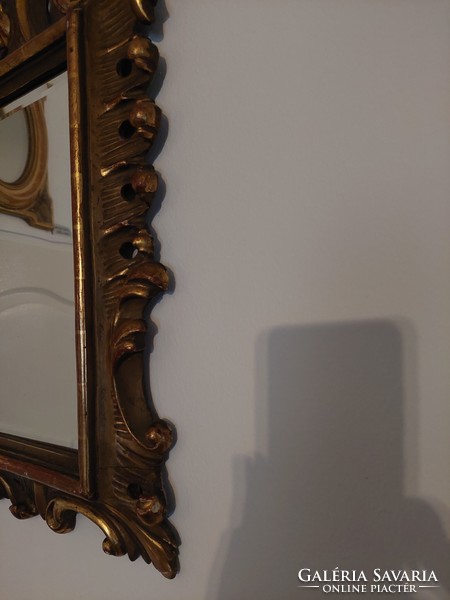 Hársfa keretes faragott tükör fazettázott tükörrel