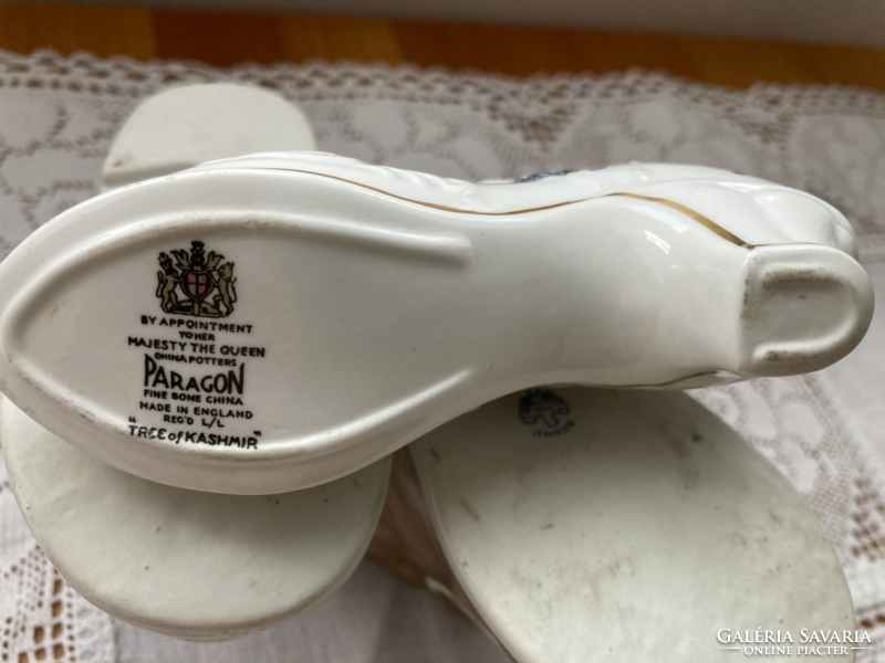 Aquincum and English paragon porcelain shoes