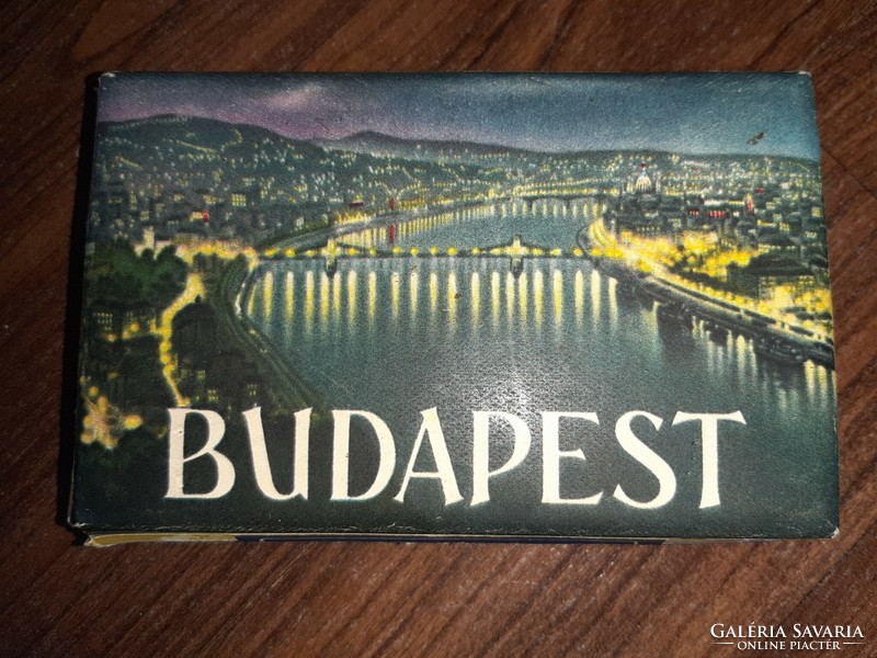 Budapest cigarettás doboz