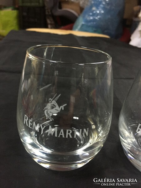 Remy Martin felirattal  üveg pohár