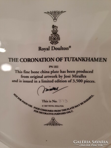Royal Doulton The Coronation of Tutankhamen Plate PN 181 angol porcelán dísztányér