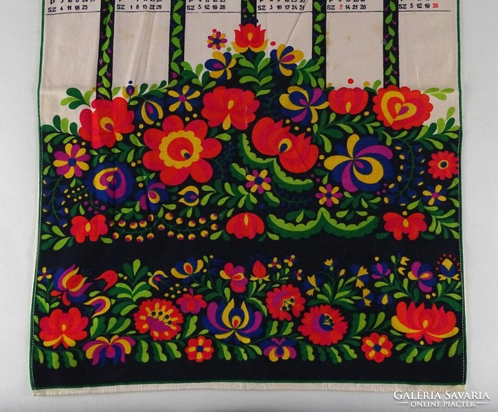 1L506 old colorful floral canvas wall calendar 1981