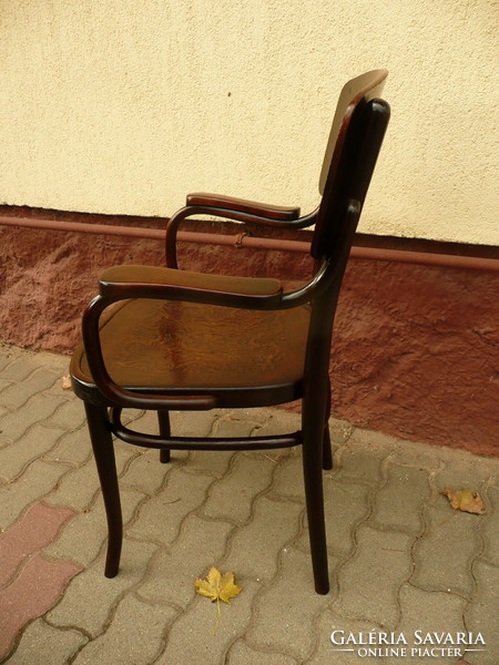 Original Viennese, marked in two places, antique armchair no: 157 thonet desk chair, maximally stable