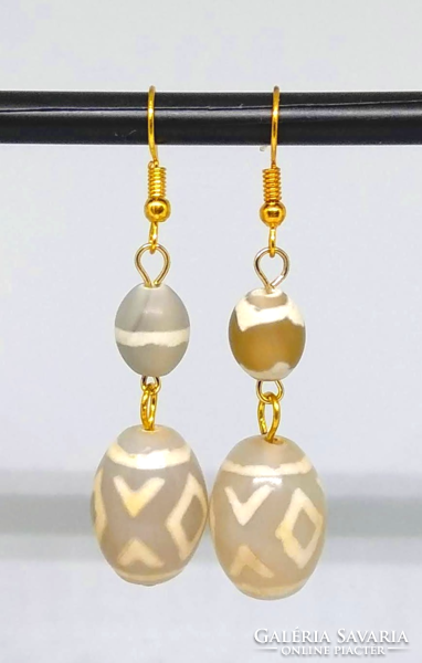 Gray dzi agate earrings d16975