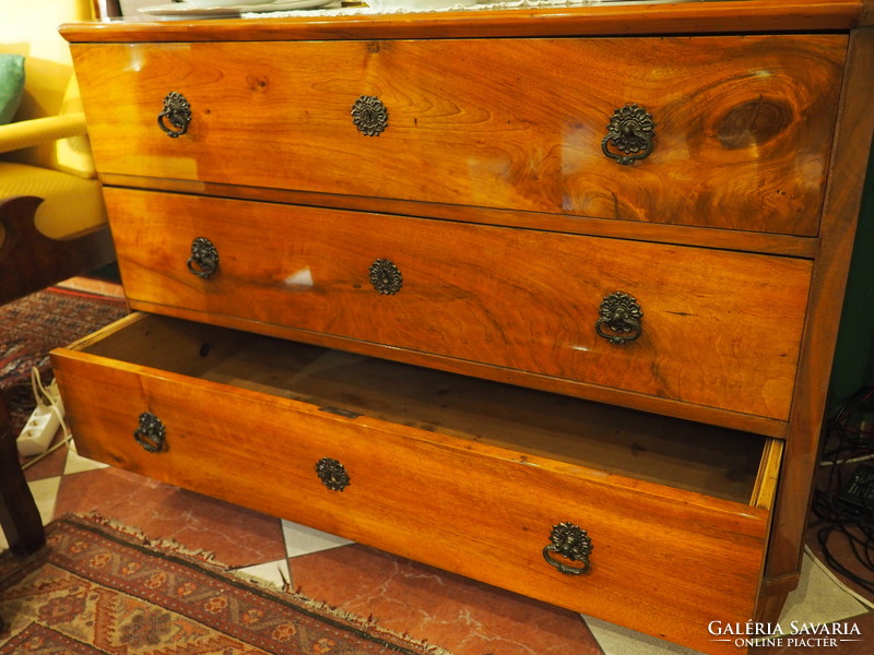 Biedermeier chest of drawers with three drawers