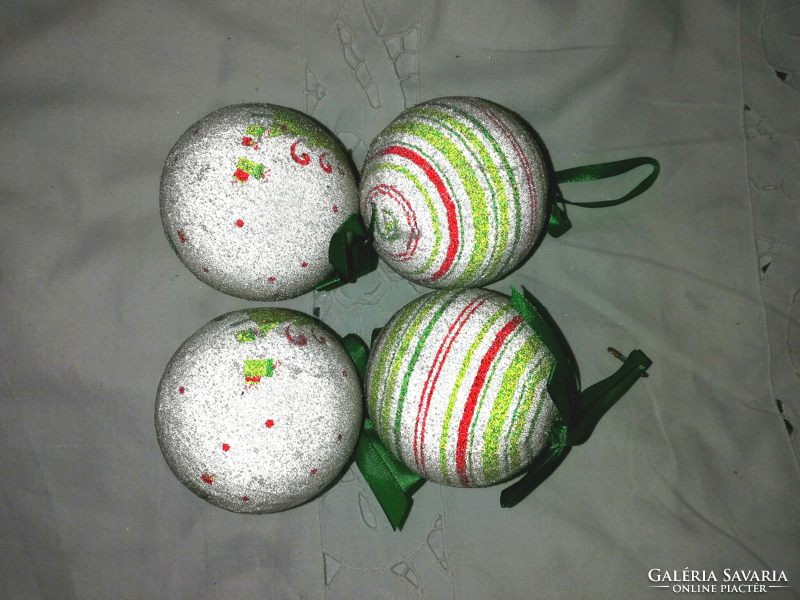 Large Christmas tree ball ornaments