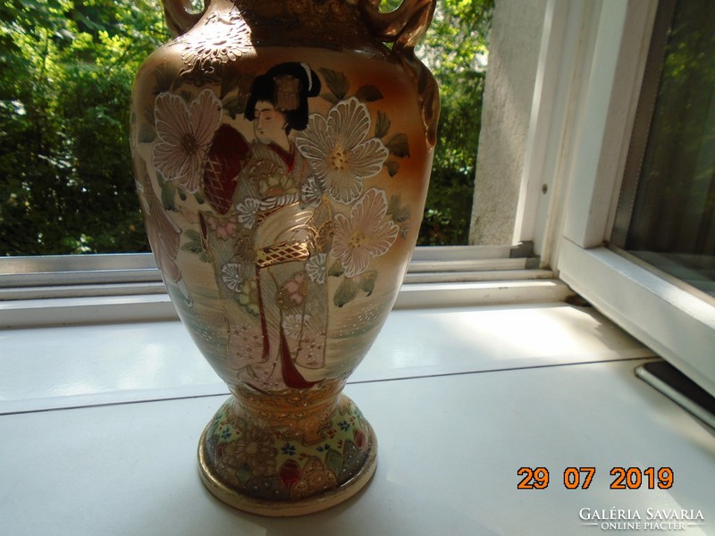 19.sz jelzett Satsuma moriage japán váza 31 cm