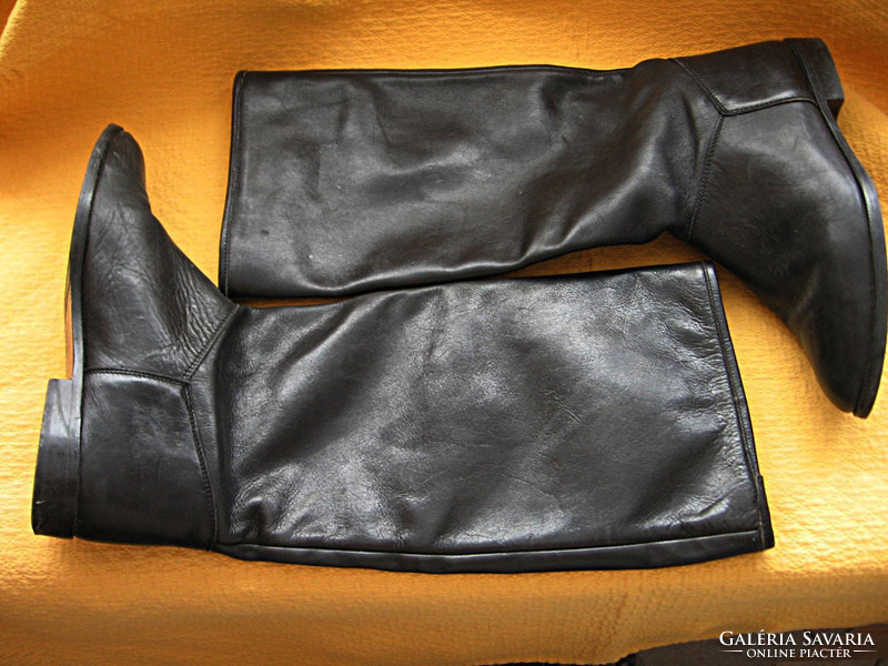 Italian or even folk dancer black boots