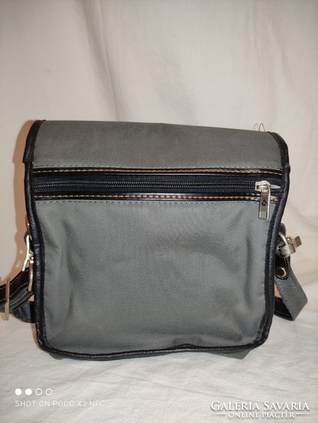 Now it's really worth taking!!! Vintage samsonite shoulder bag handbag in pearl canvas and leather