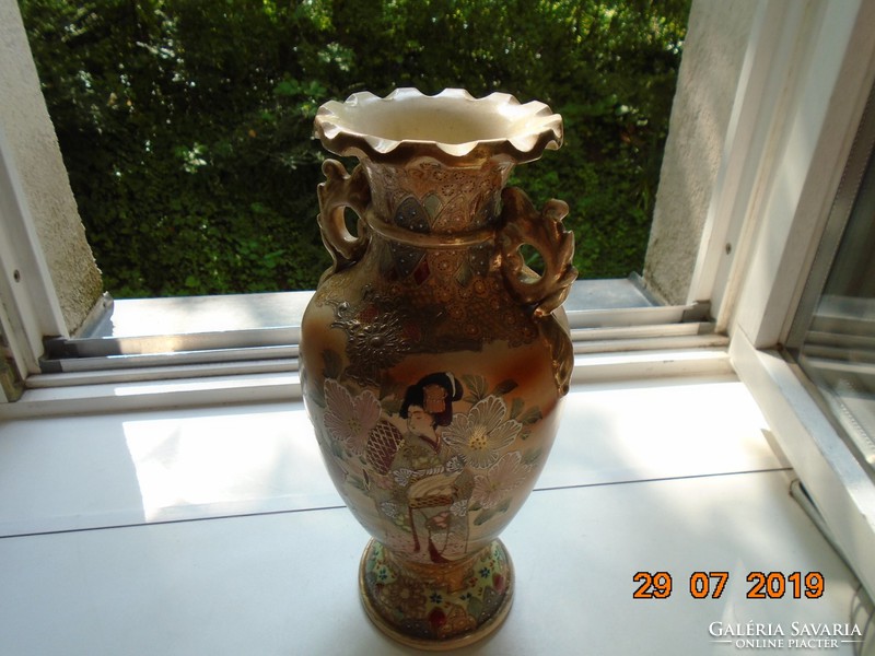 19. Satsuma moriage Japanese vase marked No. 31 cm