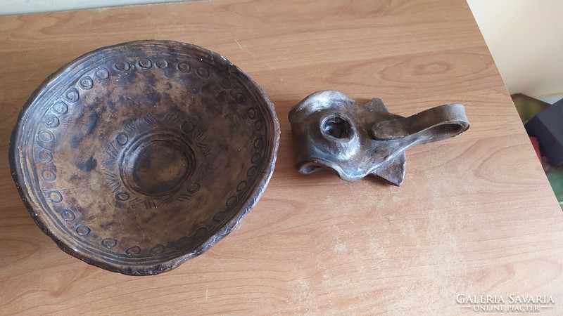 (K) ceramic bowl and candle holder in one