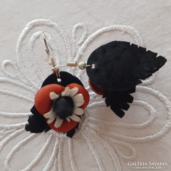 Black-white-red leather flower earrings