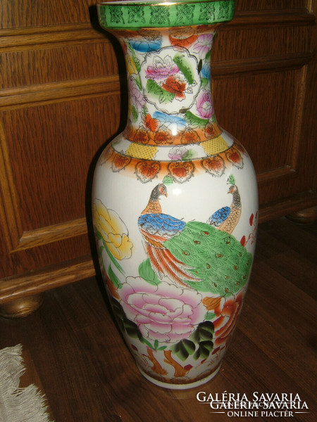 Ming - type - vase - khan 1683 - Chinese floor vase