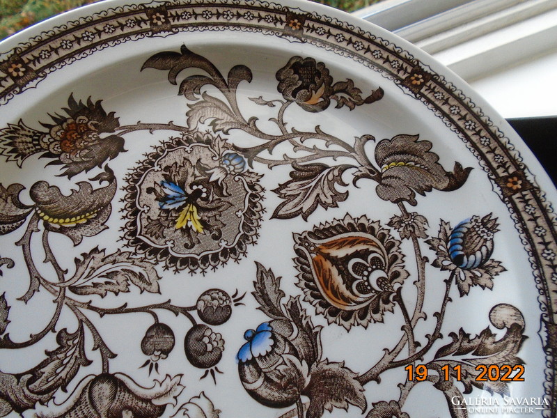 Polychrome bowl with Neo-Renaissance Jacobean pattern from the English company Ridgway