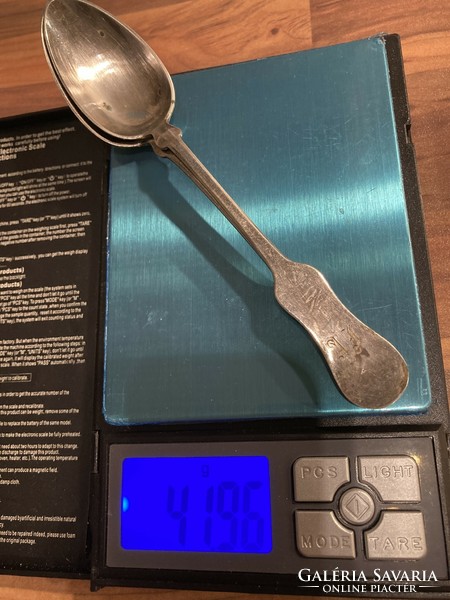 Pair of silver teaspoons - 42g