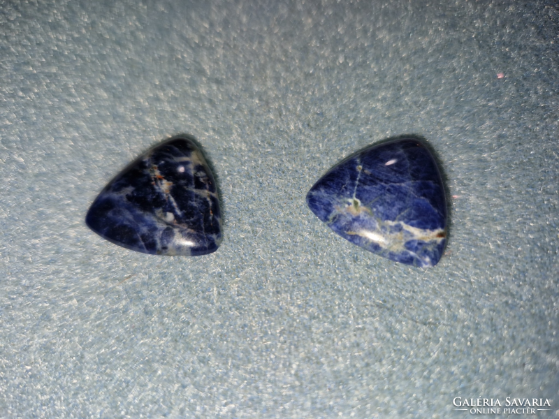 Natural sodalite gemstone fantasy cabochon, for jewelers, collectors, hobby purposes, etc