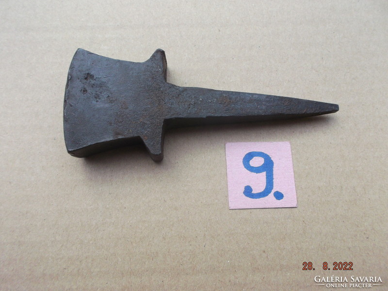 Old scythe anvil, scythe hammer ---9---