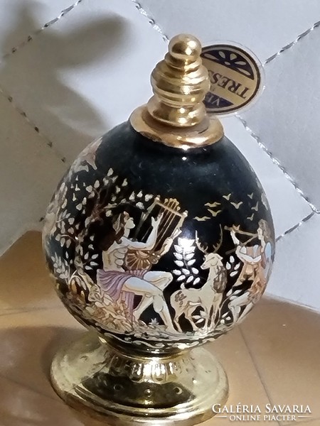 Hand painted gilded scene porcelain perfume bottle with perfume