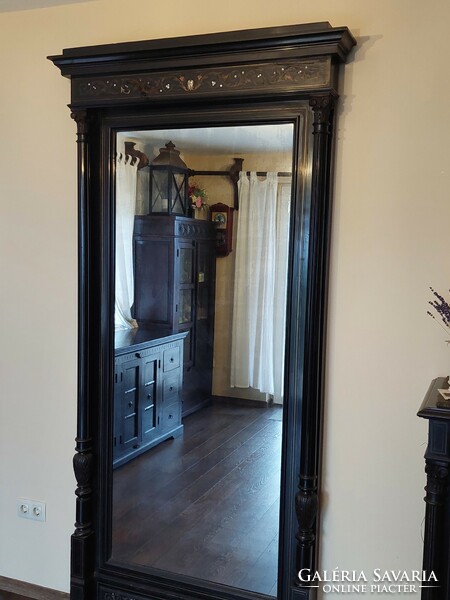 Boulle huge standing mirror 240 cm x 120 cm can also be used as a sliding or hidden door!