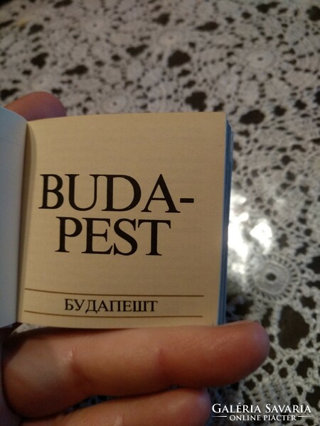 Budapest mini-book, 4 languages, negotiable