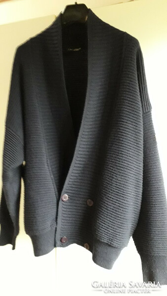 Dark blue 'deroy' unisex sweater size 50