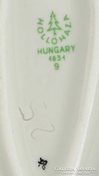 1L575 Retro nagyméretű Hollóházi porcelán figura 24 cm