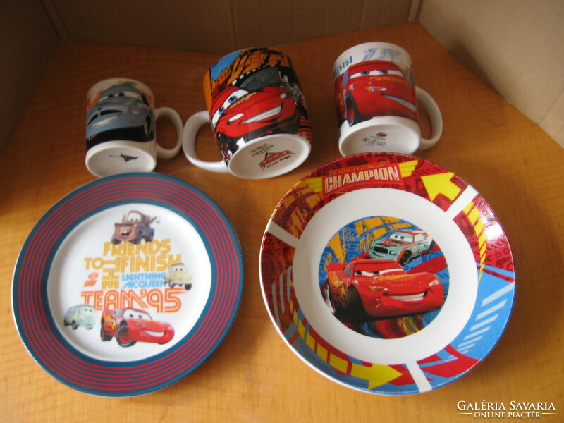 Verdák Disney Pixar porcelán 2 tányér, 3 csésze csomag