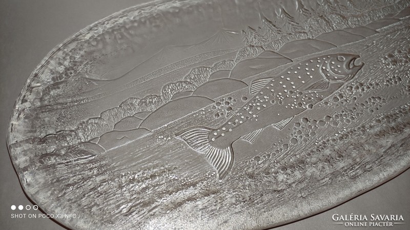 More than half a meter sweden nybro glass fish bowl fish offering marked original elegant