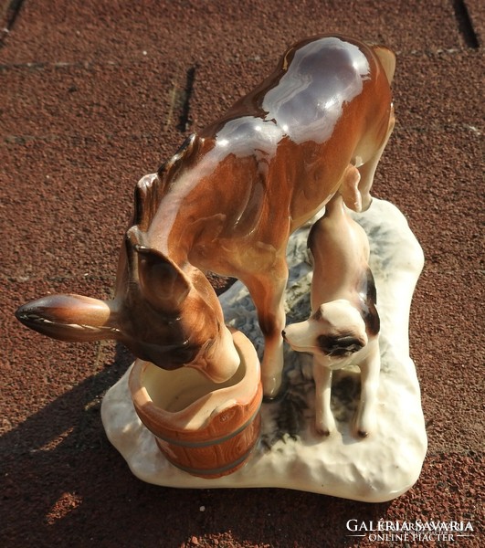 Szamár kutyával - régi figurális porcelán