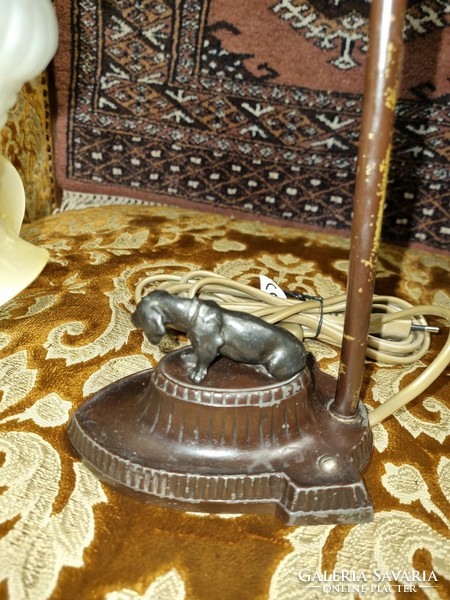 Régi Felújított tacskó figurás asztali lámpa