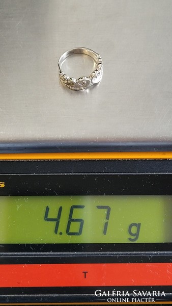 Ezüst női gyűrű 4,67g