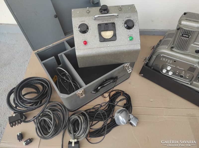 Antique film projection machine cinema large projector with accessories in box 830 6279