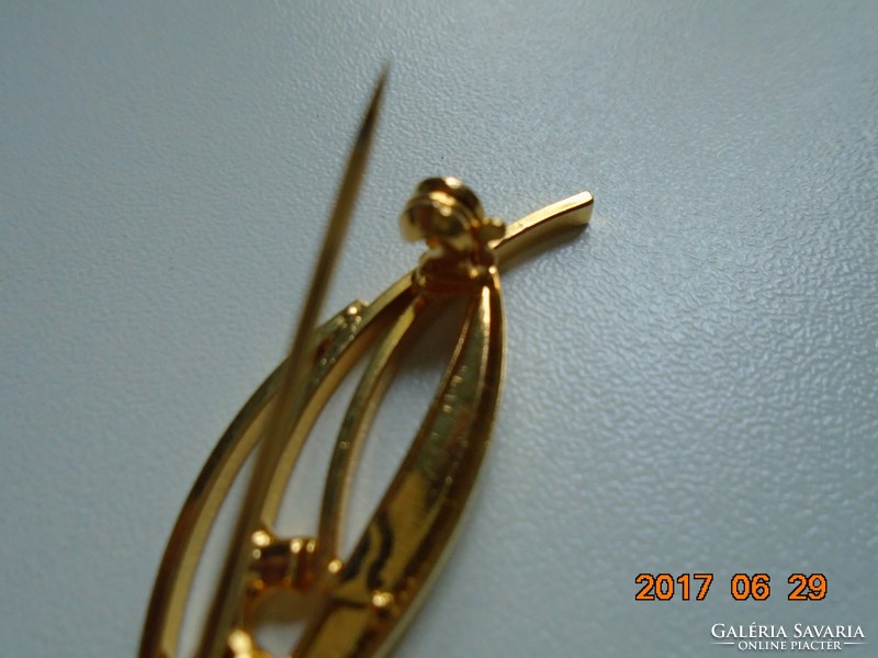 Gold-plated brooch with rhinestones, safety clasp