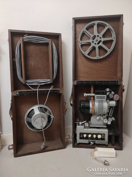 Antique film projection machine cinema projector with large heavy speaker in original wooden box 337 6257