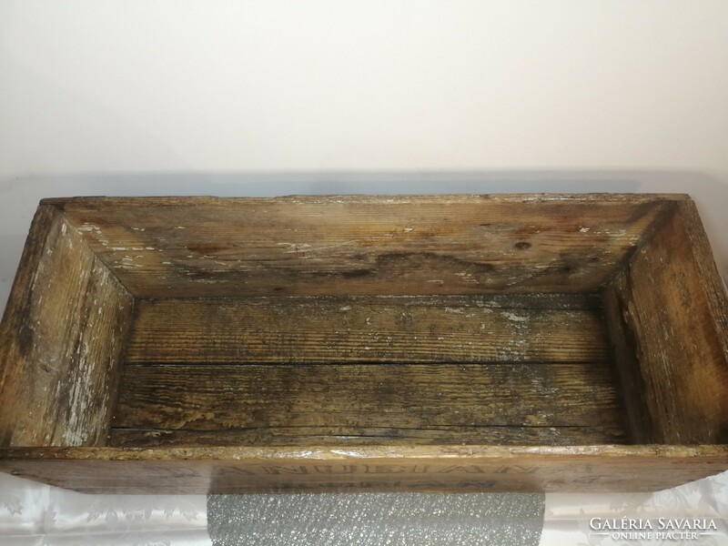 Danubiana wooden chest, sugar chest