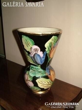 Antik jelzett majolika váza