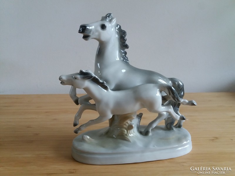 Porcelain horse with foal