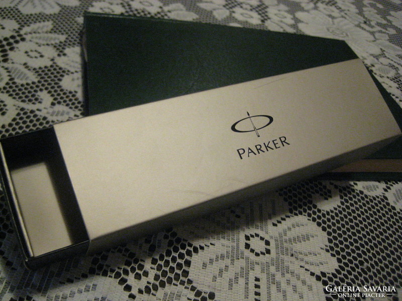 Parker elegant fountain pen box, for two pens, original, 17.7 x 5 x 3.6 cm