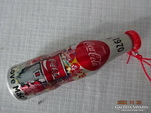 Christmas decoration, Coca Cola bottle, three pieces, three colors. He has!