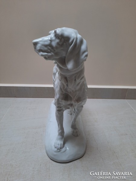 Nagyméretű Fehér herendi porcelán Kutya figura