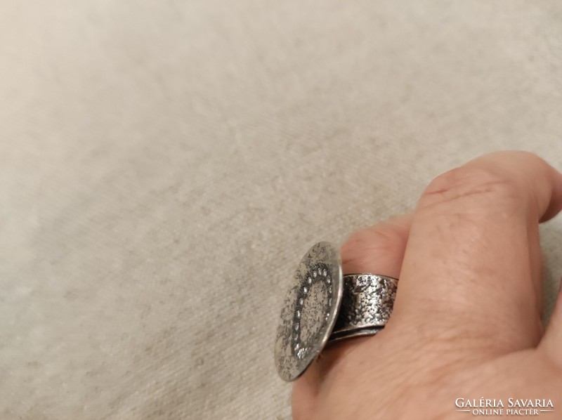 Silver ring with zircon stones (silpada)