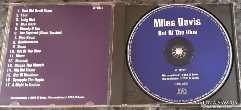 MILES DAVIS  : OUT OF THE BLUE   -  JAZZ CD