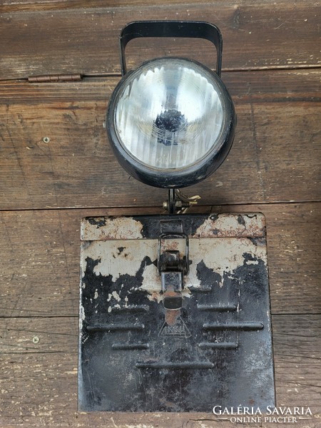 Vasutas lámpa, akkumulátoros típusú