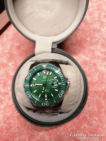 Tag heuer hulk aquaracer men's watch for sale with full set