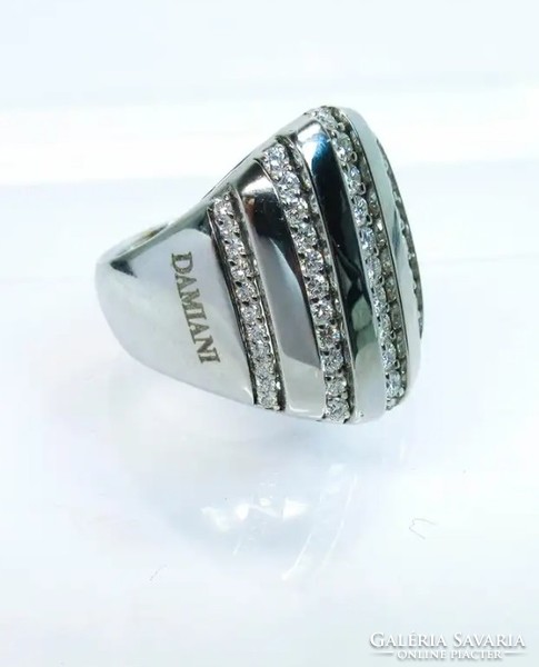18 carat diamond original Damiani ring