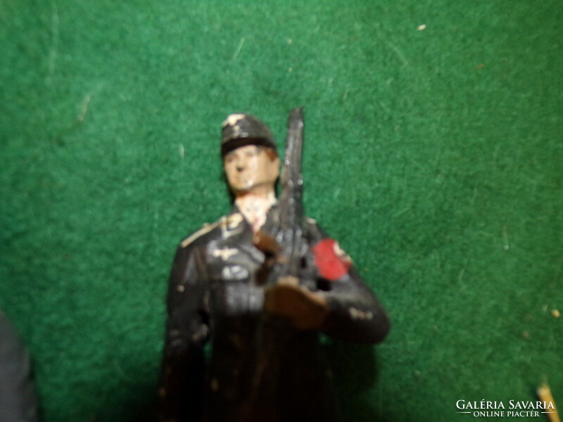 II. Vh. German Hausser lead soldiers - 3 pcs