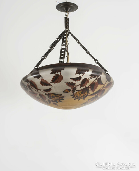 Frog chain ceiling chandelier with leafy glass cover
