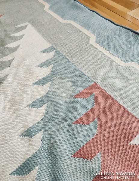 Kelim carpet 190 × 266
