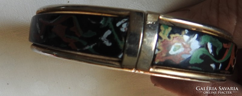 Enamel painted metal bracelet