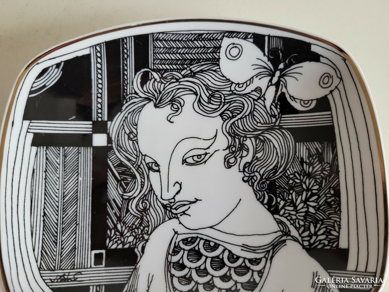 Régi Hollóházi porcelán Szász Endre női portré pillangós négyzetes dísztál tál